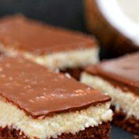 Пирожное Баунти намного нежнее и вкуснее, чем конфеты из магазина